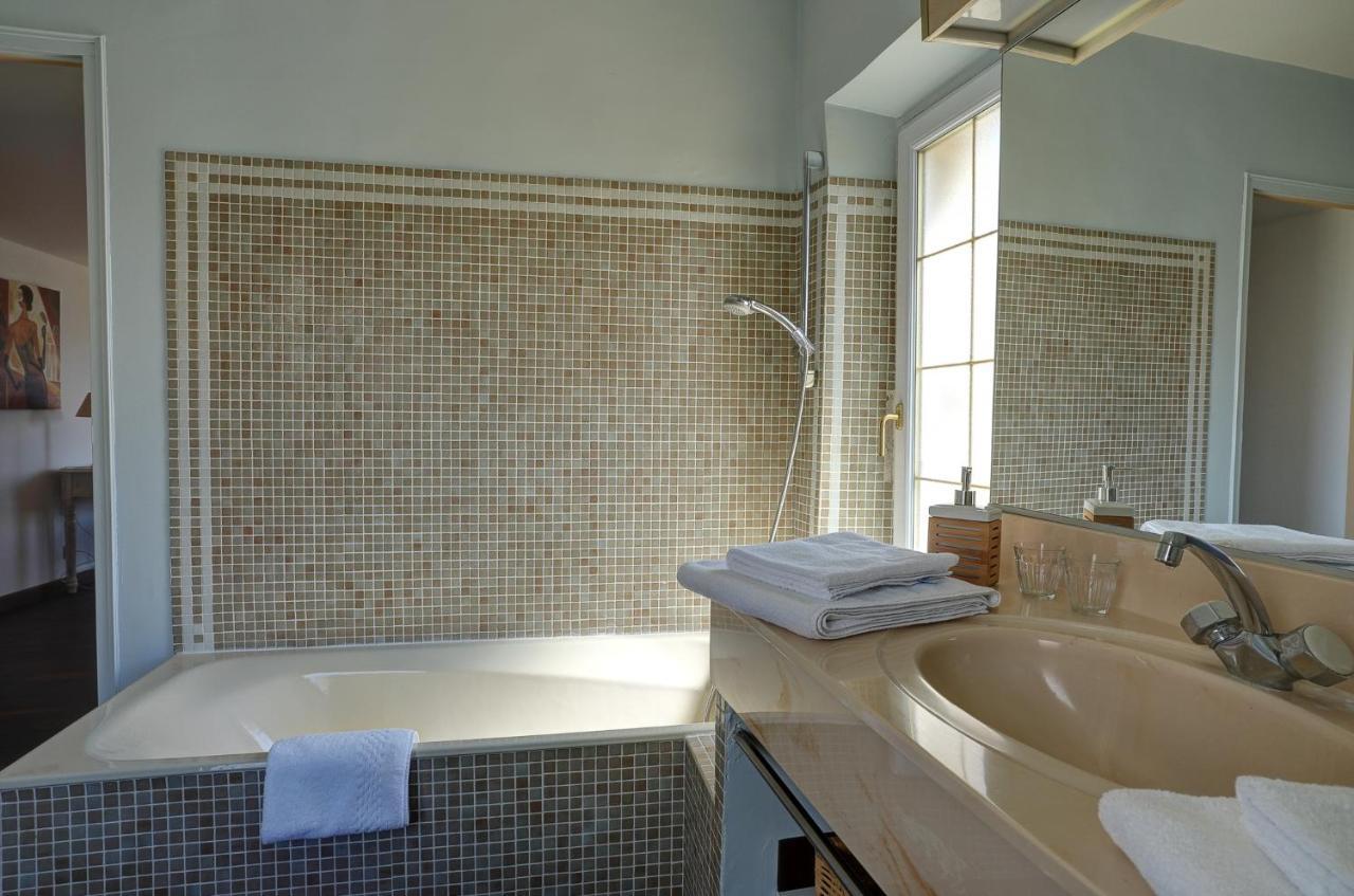 La Chaumiere, Demeure D'Hotes Lauris Buitenkant foto
